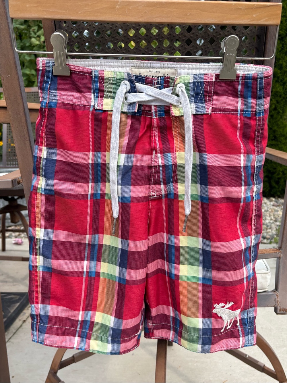 Kids Abercrombie & Fitch Red Plaid Swim Trunks in Size S